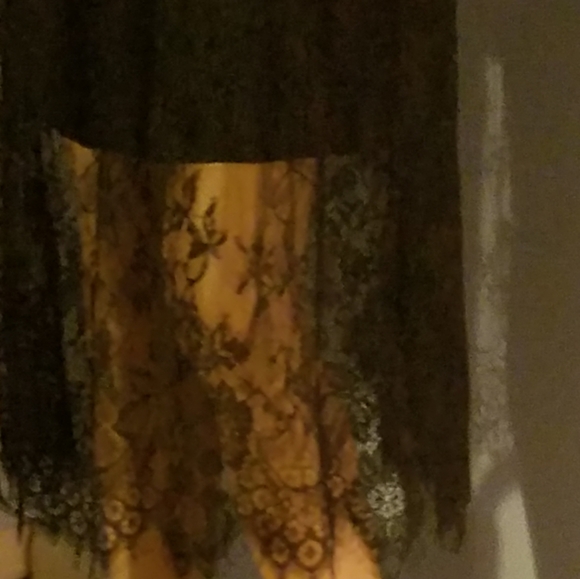 Black floral lace mini midi skirt - Picture 2 of 5